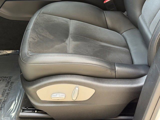 Used 2019 Porsche Macan image 25