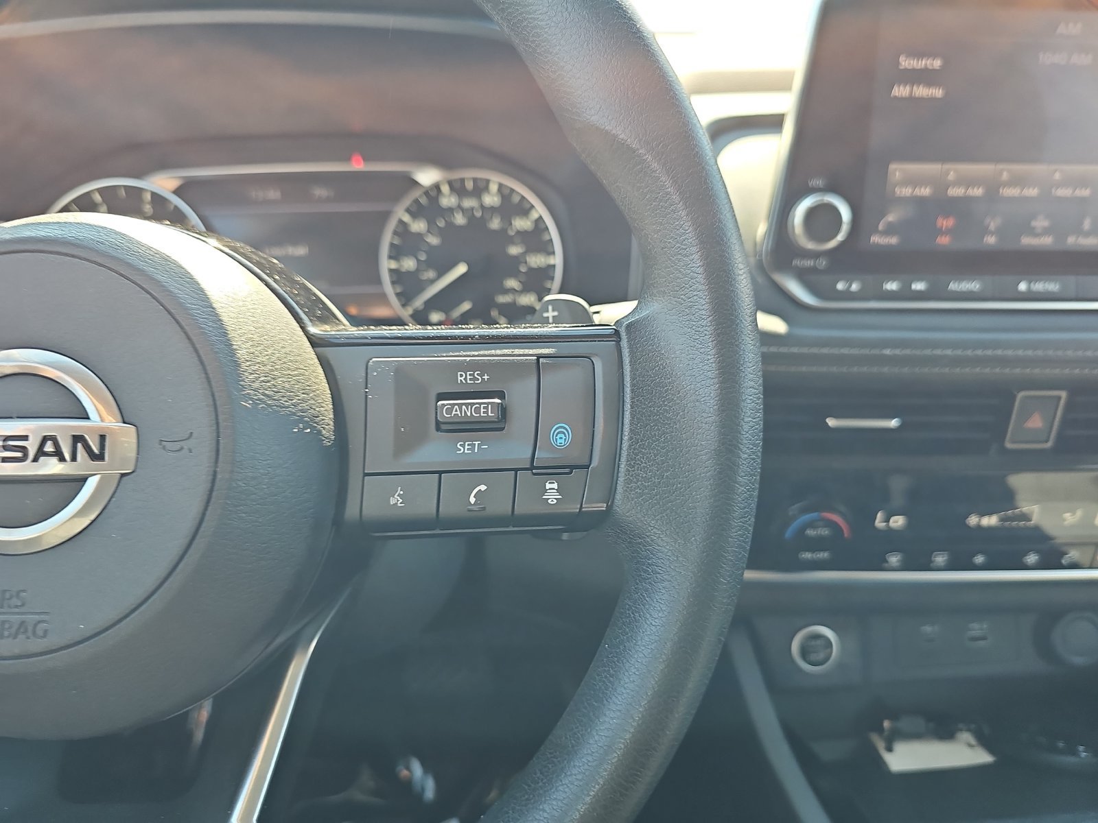 Used 2021 Nissan Rogue SV AWD/4WD image 18