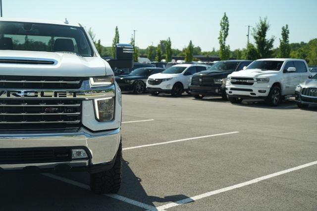 Used 2021 Chevrolet Silverado 2500 LTZ w/ Z71 Off-Road Package AWD/4WD image 43