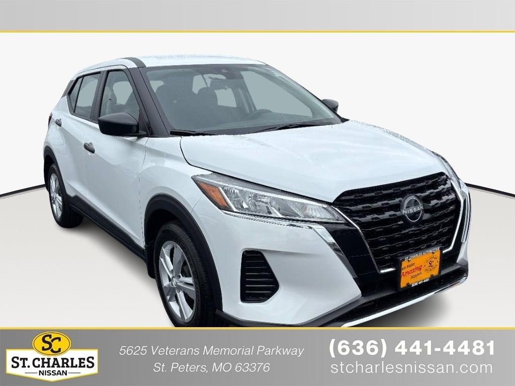 Used 2025 Nissan Kicks Play S