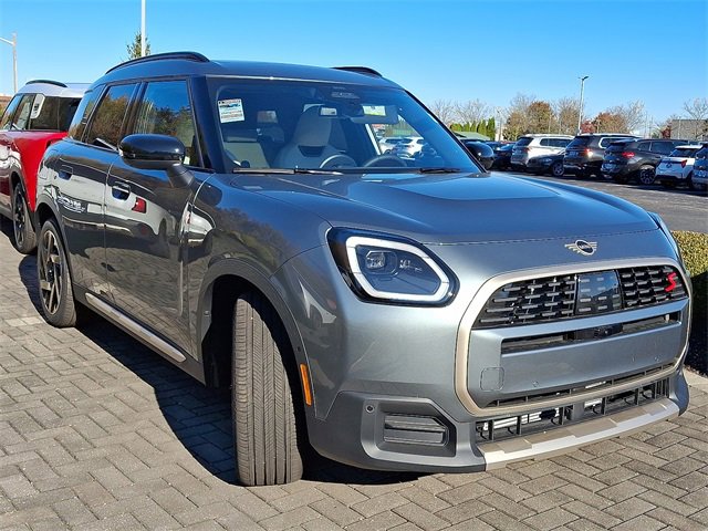 New 2026 MINI Cooper Countryman S w/ Comfort Package Max image 3