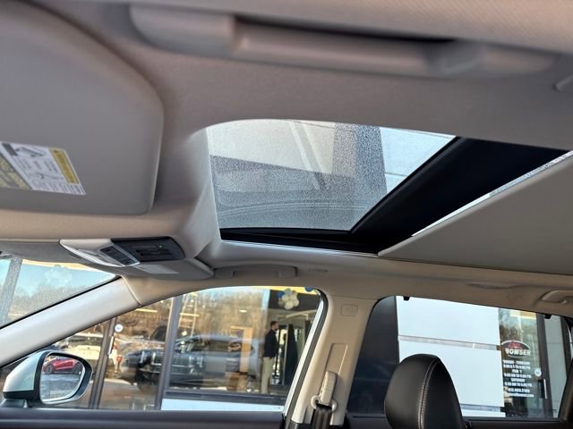 Certified 2022 Nissan Rogue SL w/ SL Premium Package image 12