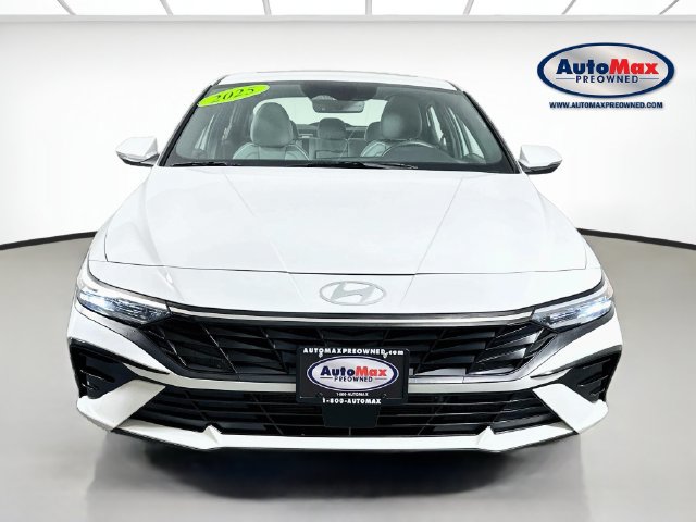 Used 2025 Hyundai Elantra Limited FWD image 7