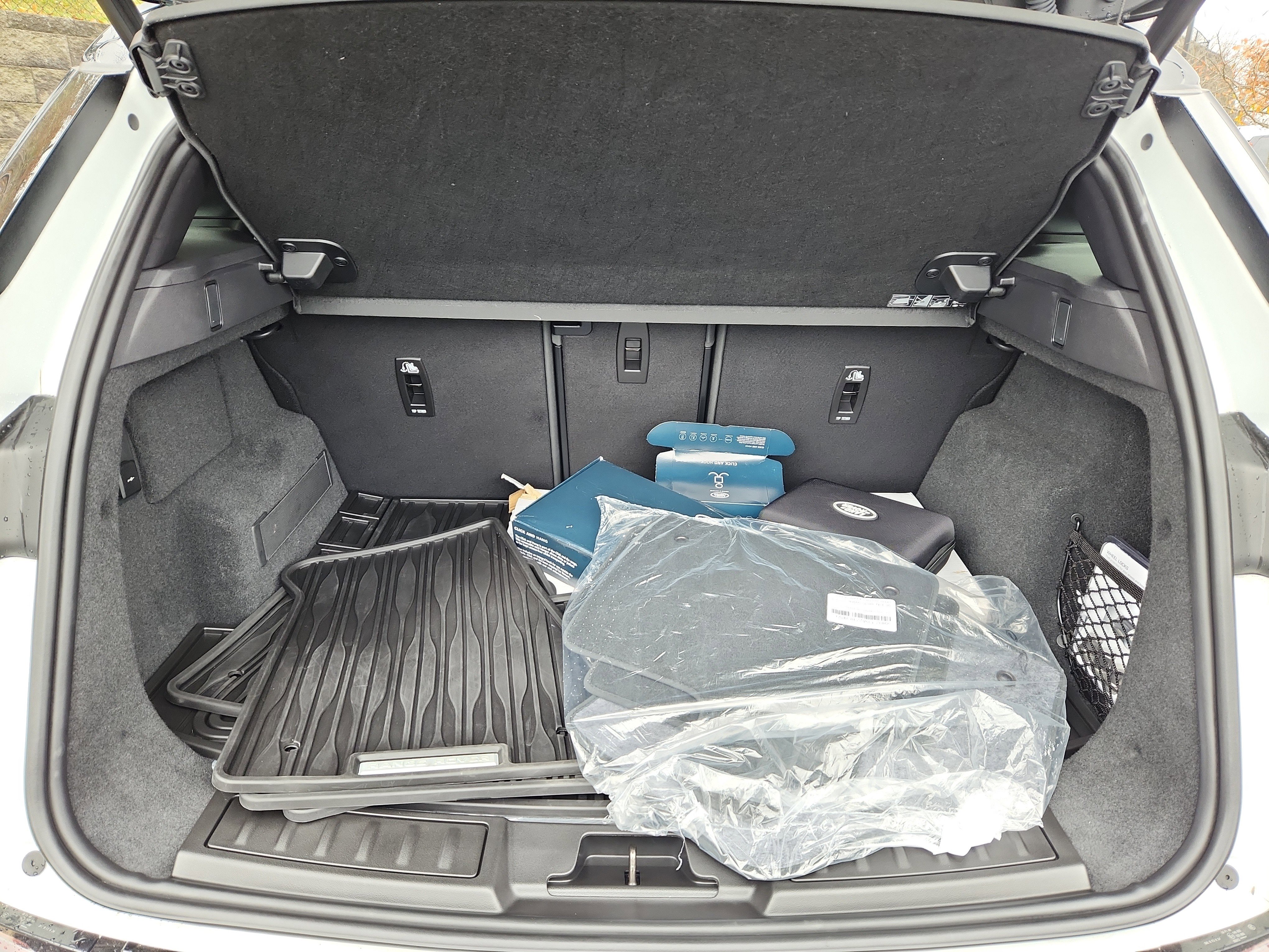 Certified 2026 Land Rover Range Rover Evoque S image 13