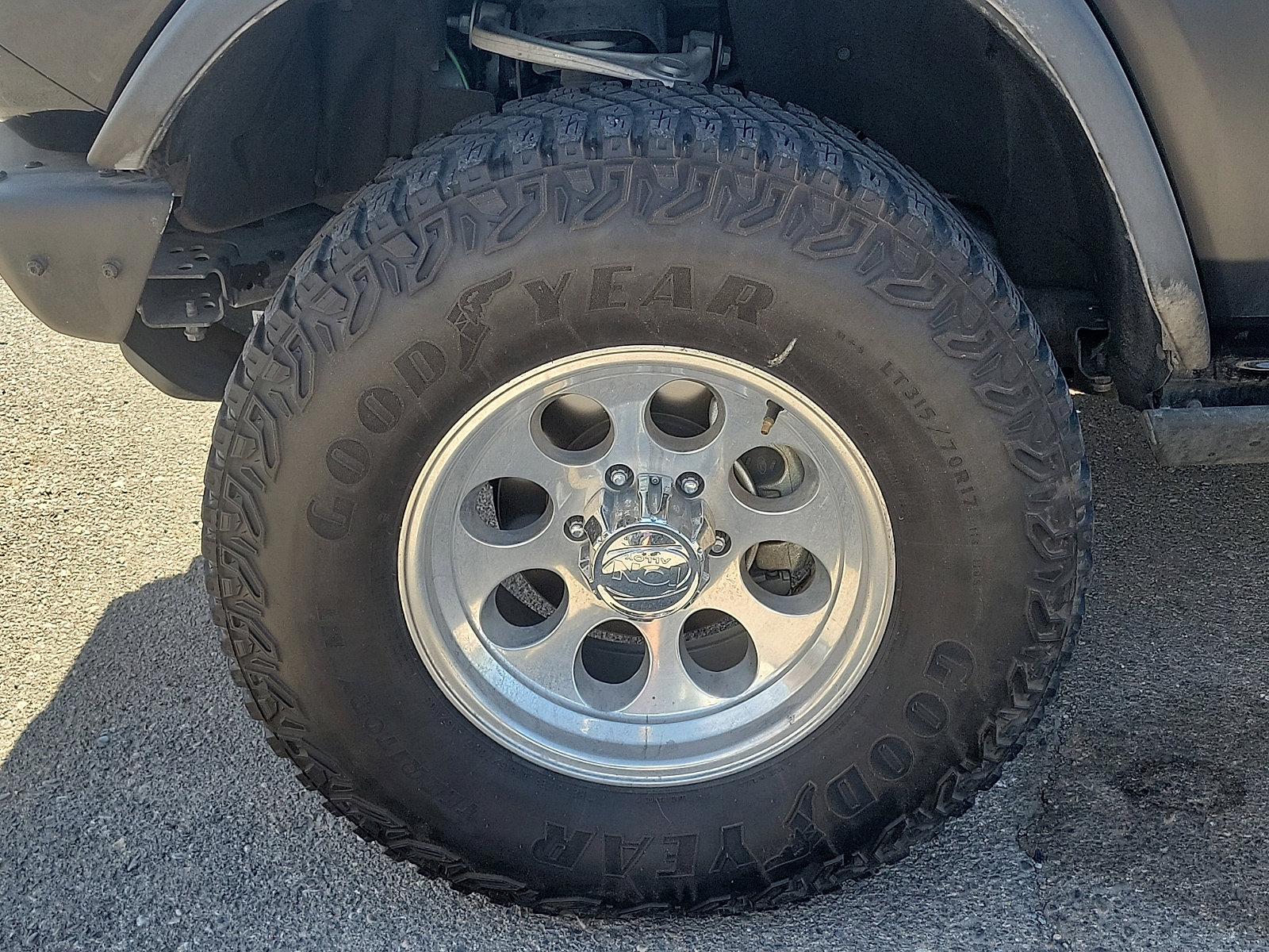 Used 2023 Ford Bronco Everglades AWD/4WD image 5