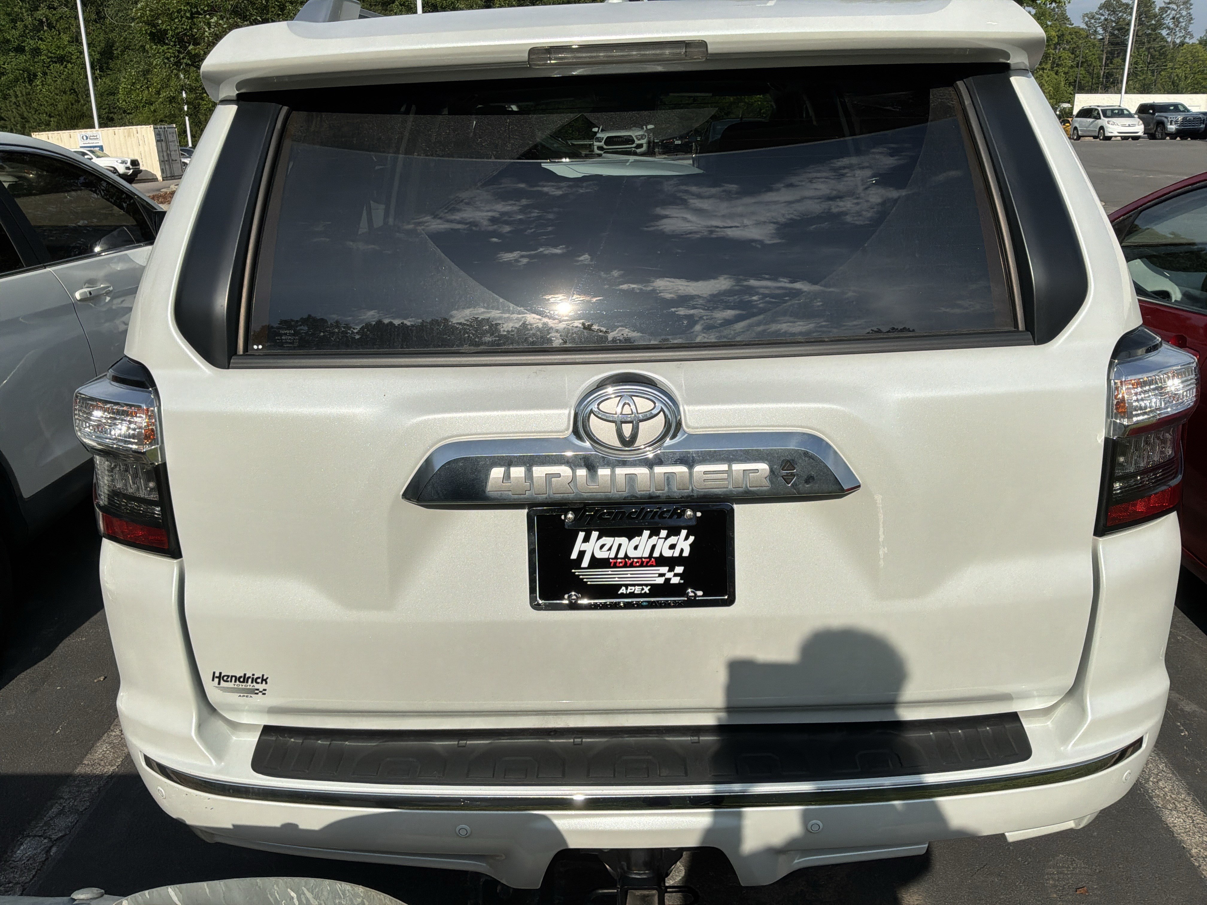 Used 2024 Toyota 4Runner Limited AWD/4WD image 7