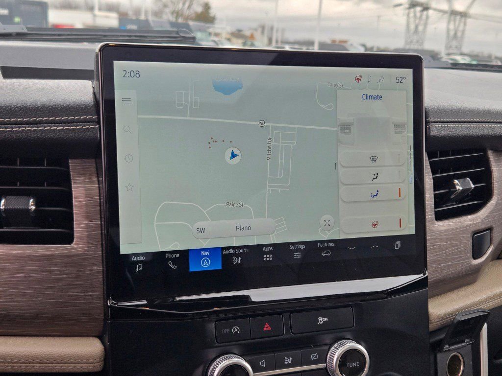 Used 2024 Ford Expedition Max Limited image 29