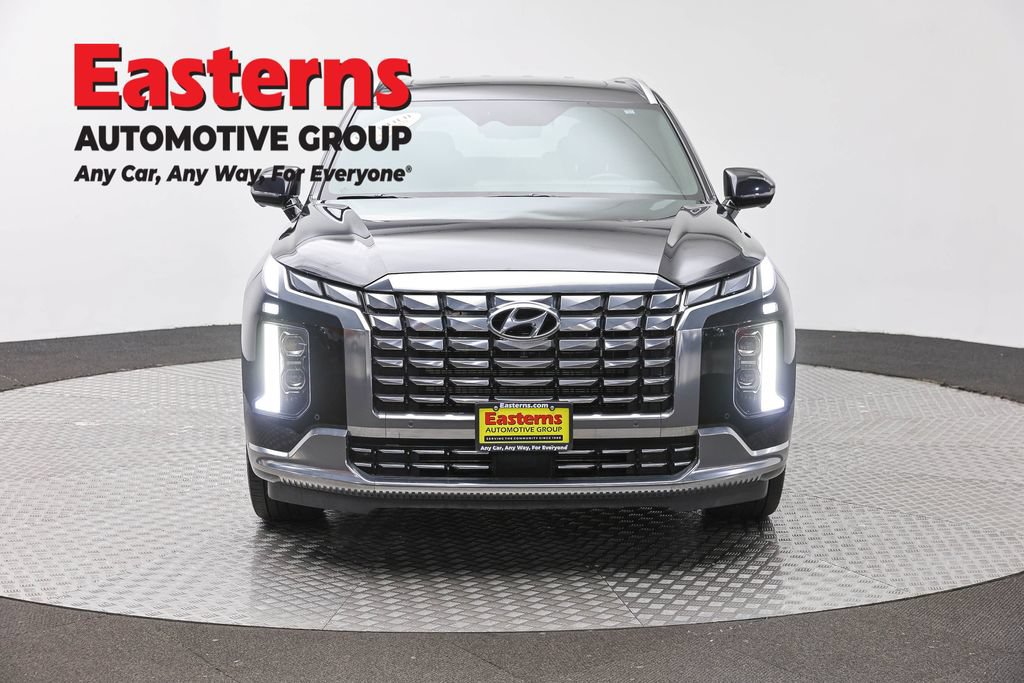Used 2024 Hyundai Palisade Calligraphy AWD/4WD image 2