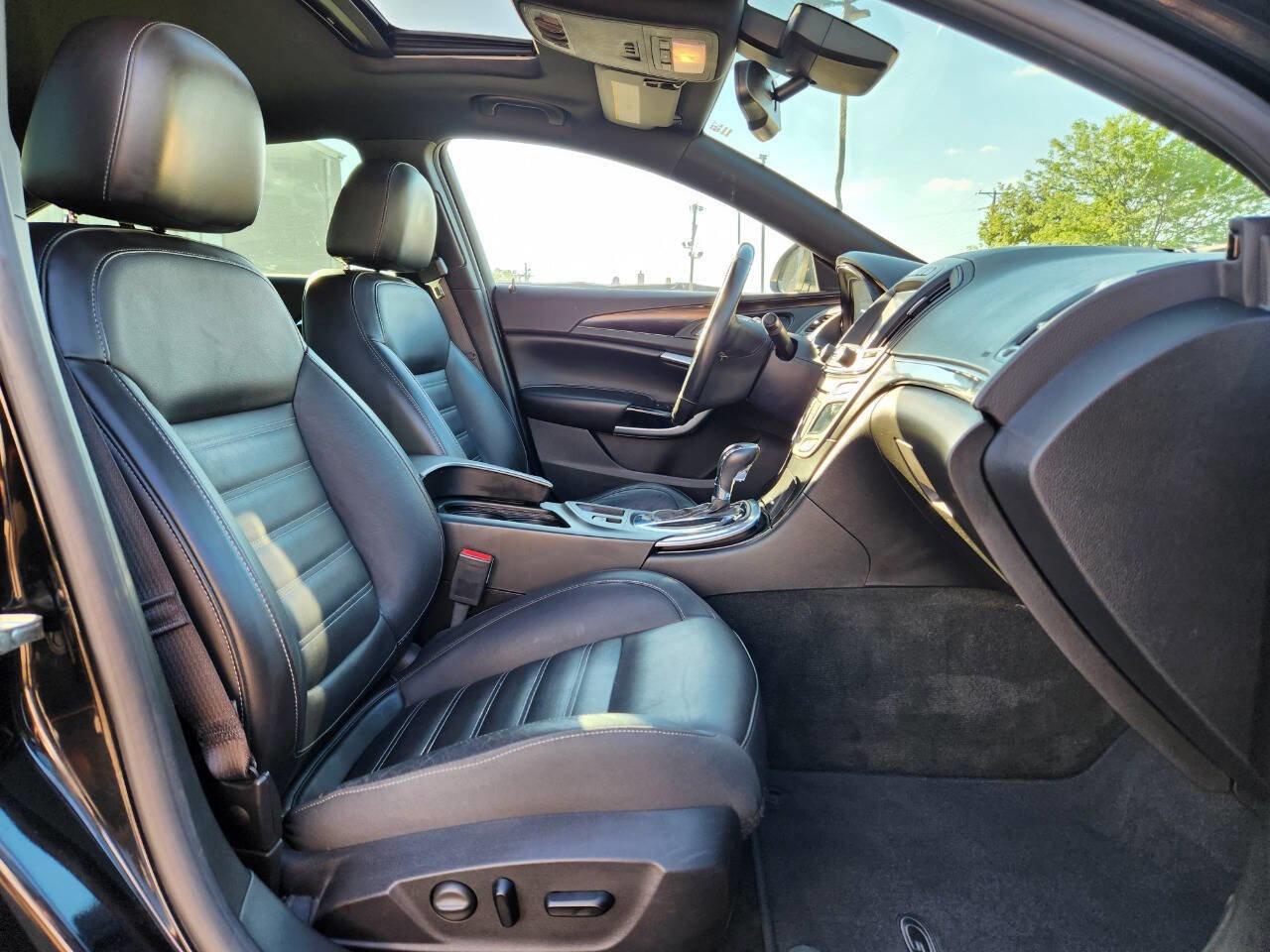 Used 2017 Buick Regal GS w/ Driver Confidence Package #1 FWD image 14