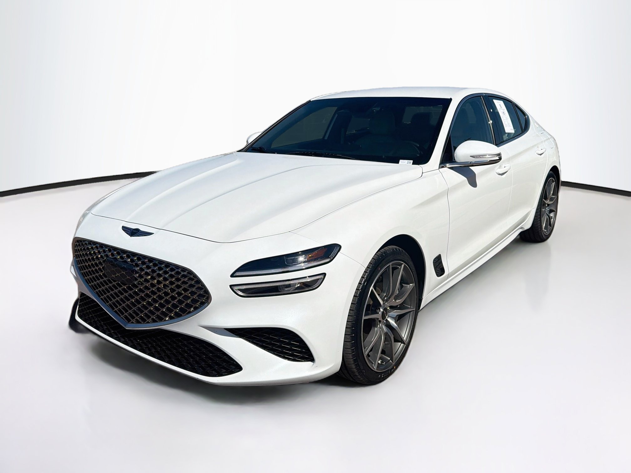 Used 2025 Genesis G70 2.5T AWD/4WD image 3