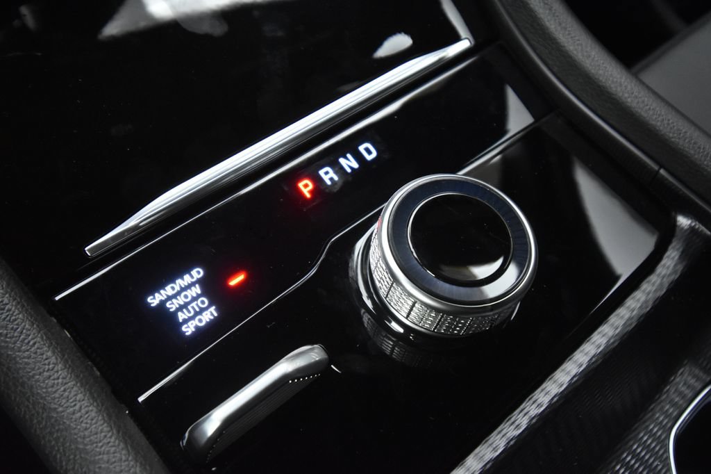 New 2027 Jeep Grand Cherokee Limited AWD/4WD image 24