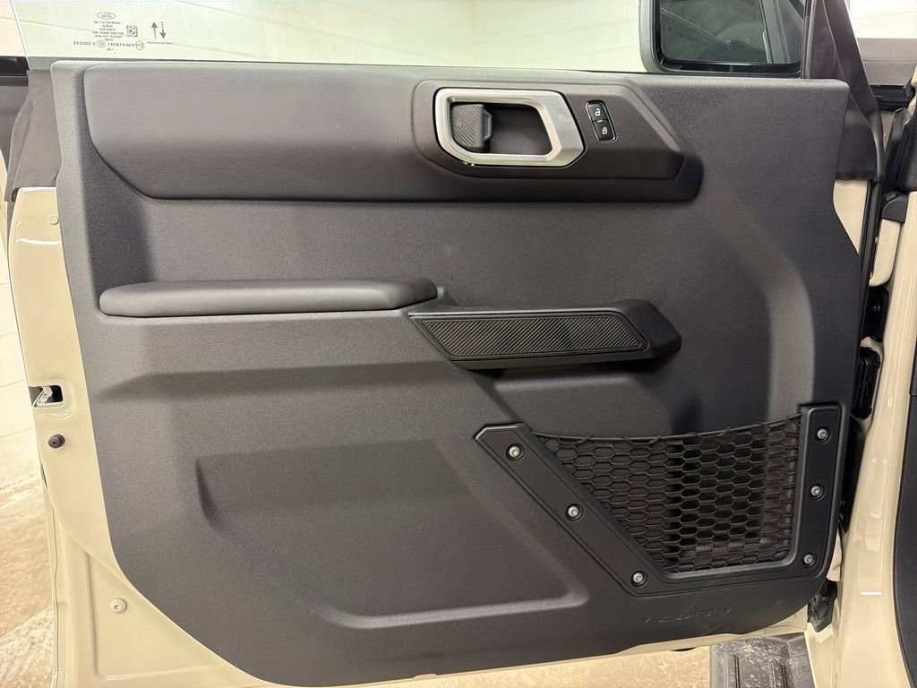 New 2026 Ford Bronco Outer Banks AWD/4WD image 15