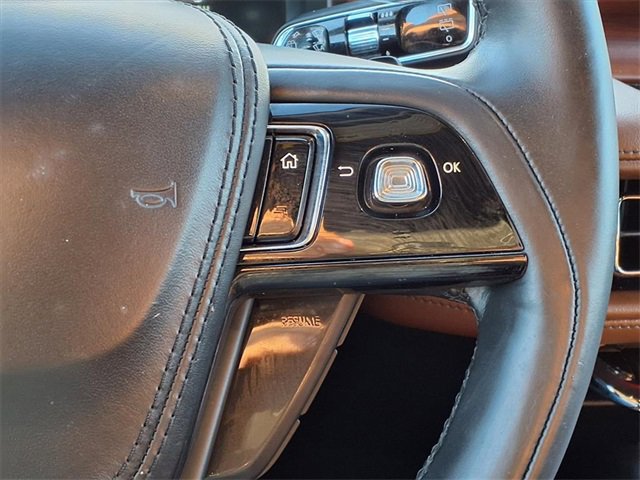 Used 2020 Lincoln Aviator Reserve w/ Elements Package Plus image 16