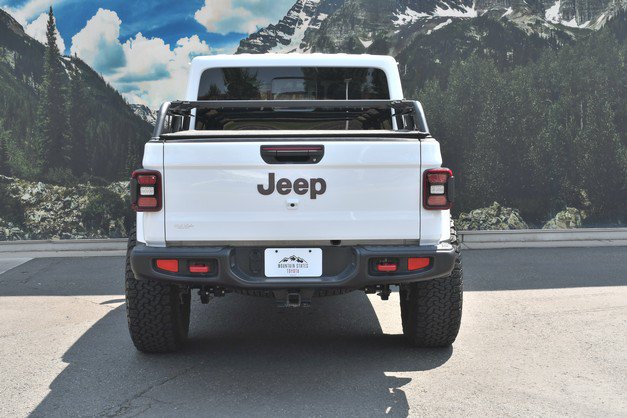 Used 2023 Jeep Gladiator Rubicon w/ LED Lighting Group AWD/4WD image 10