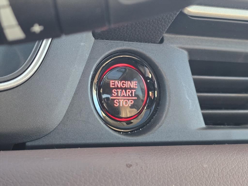 Used 2023 Honda Pilot Elite image 19