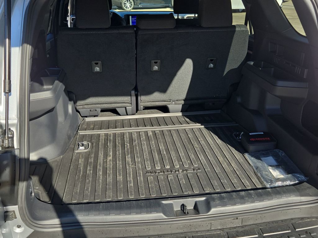 Certified 2025 Toyota 4Runner SR5 image 29