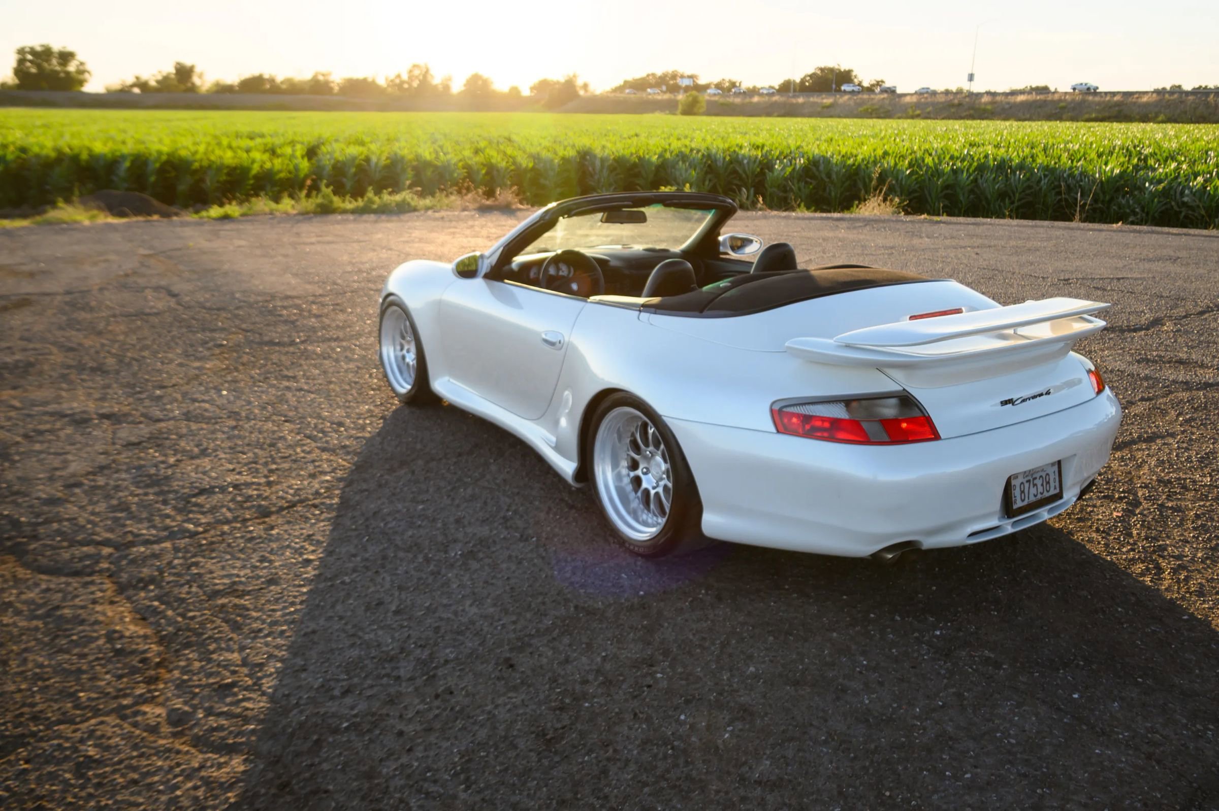 Used 2000 Porsche 911 Carrera 4 AWD/4WD image 40