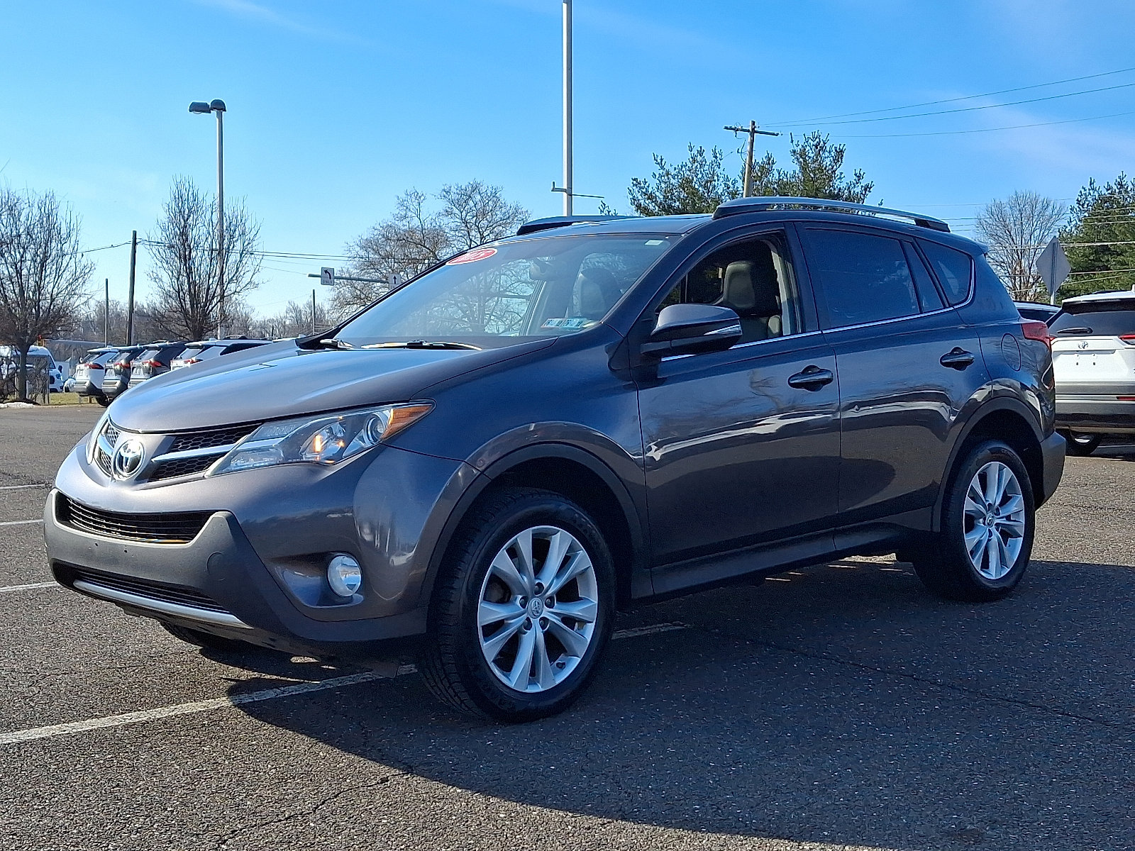 Used 2015 Toyota RAV4 Limited image 3
