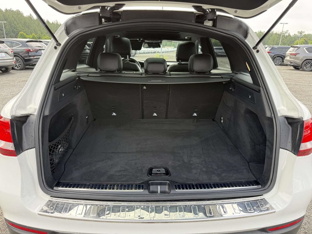 Used 2017 Mercedes-Benz GLC 300 4MATIC image 28