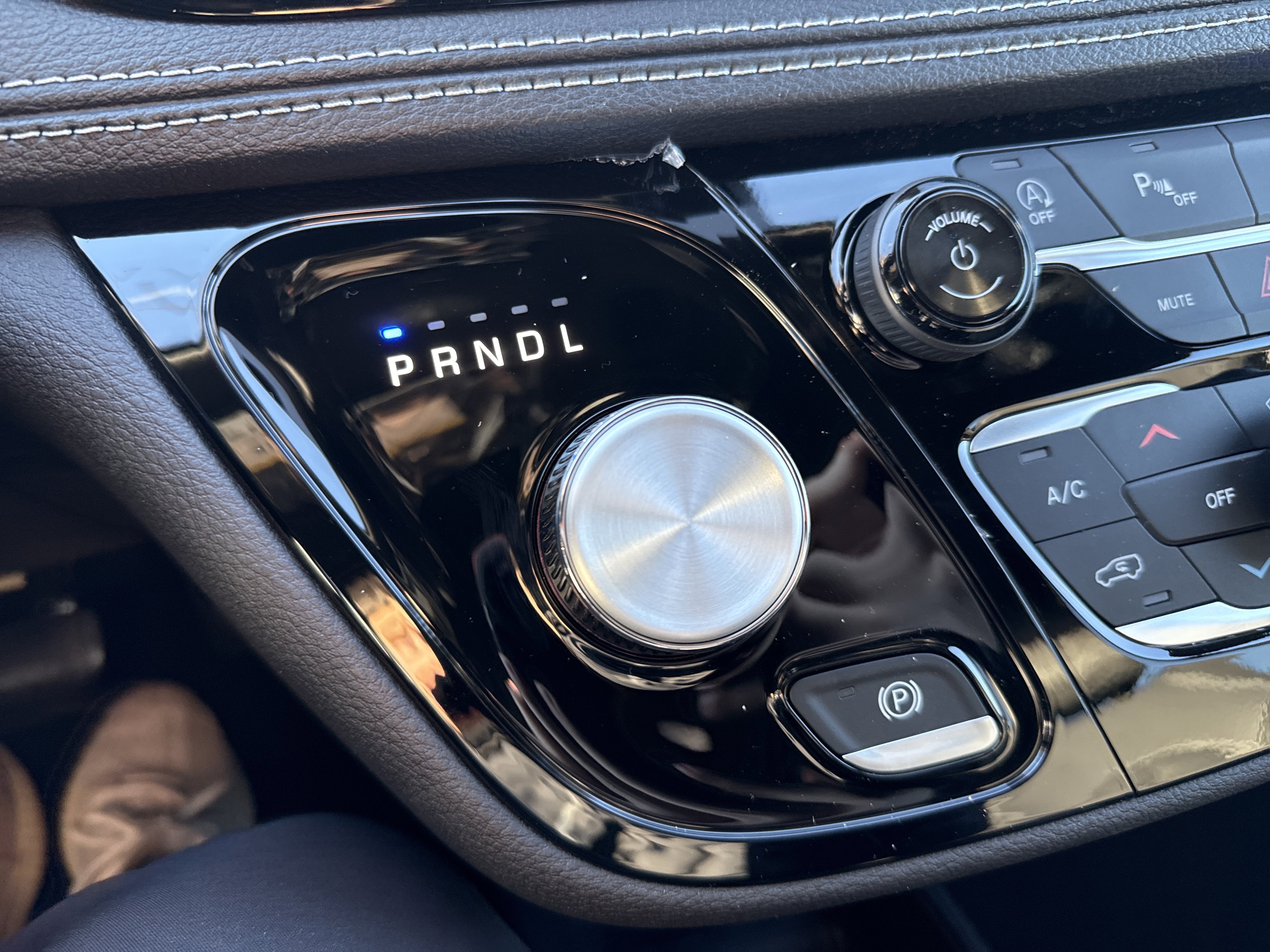 New 2026 Chrysler Pacifica Select image 24