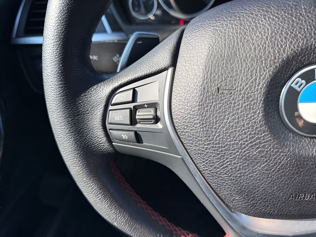 Used 2018 BMW 330e image 15