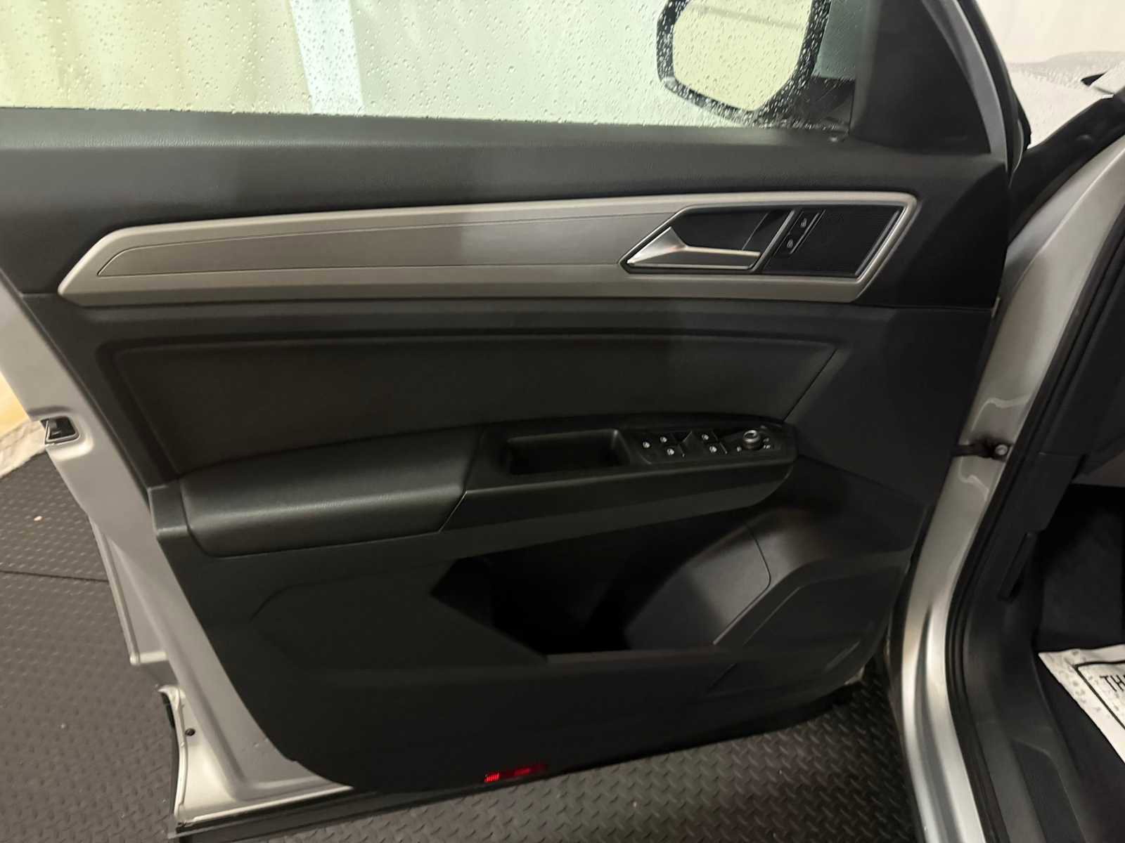 Used 2019 Volkswagen Atlas S image 20