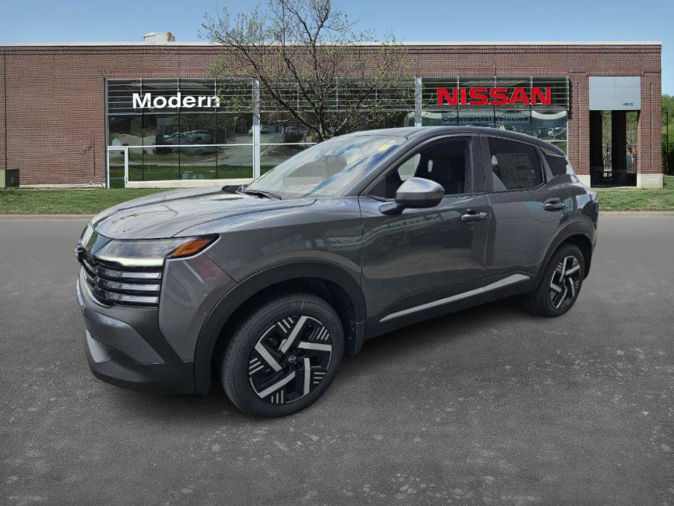 New 2025 Nissan Kicks SV