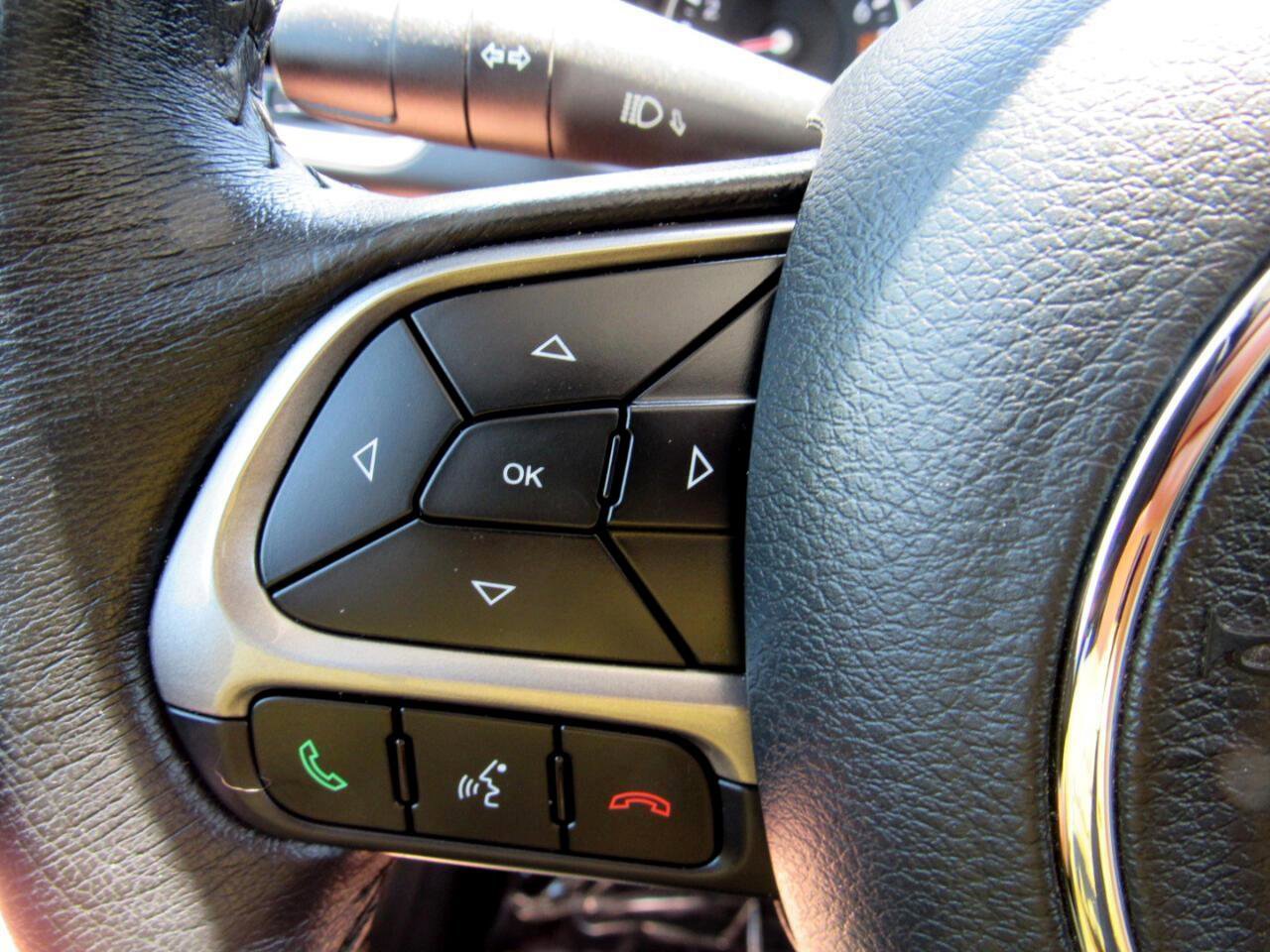 Used 2021 Jeep Renegade Limited w/ Sun & Sound Group image 20