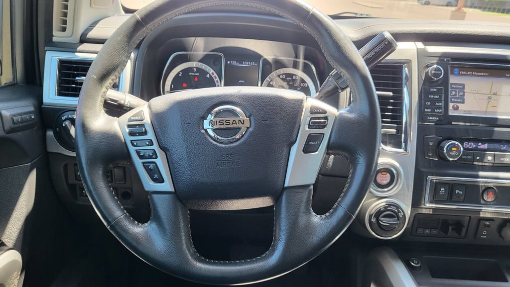 Used 2016 Nissan Titan SV AWD/4WD image 29