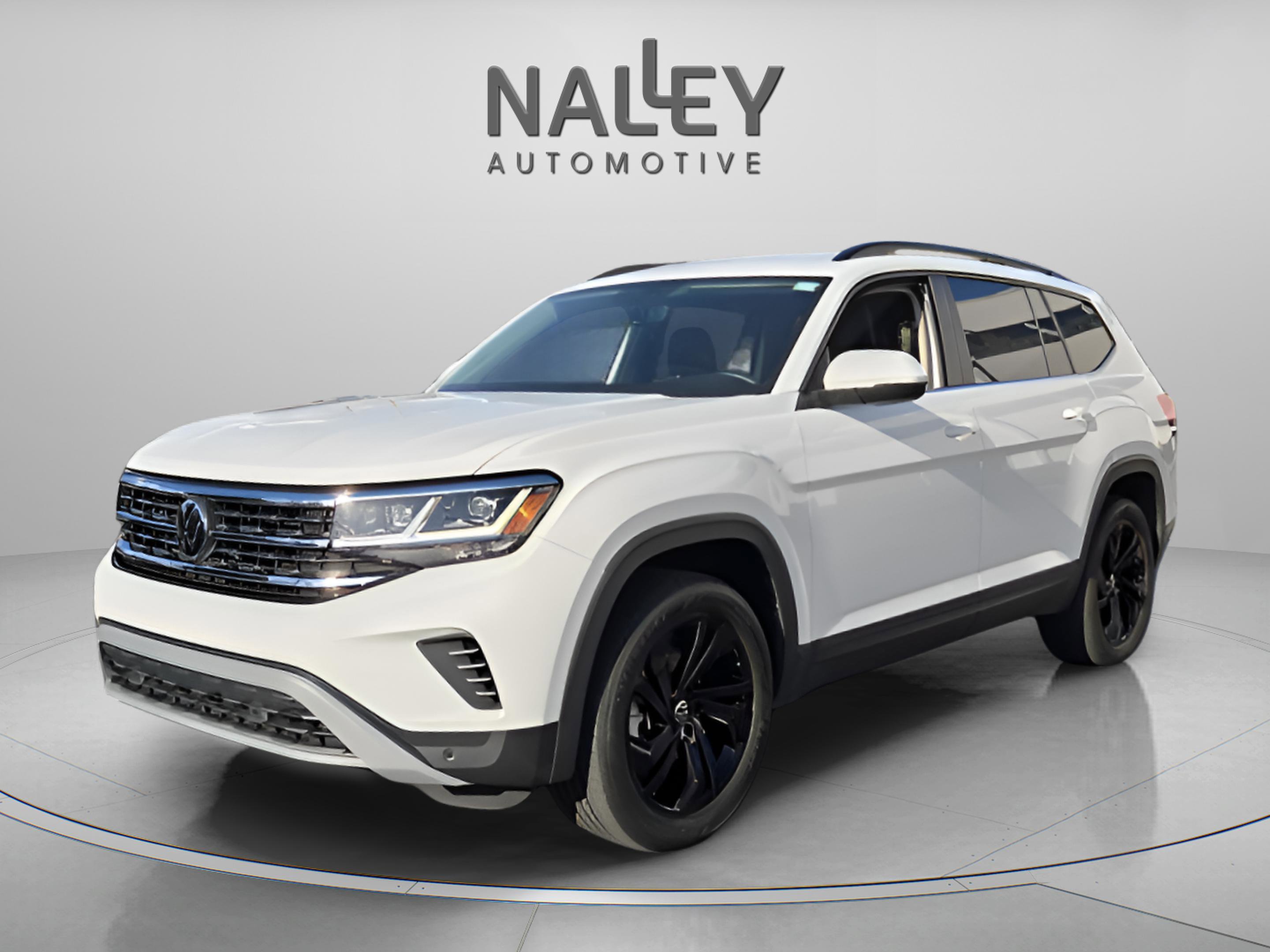 Used 2023 Volkswagen Atlas SE w/ Black Wheel Package