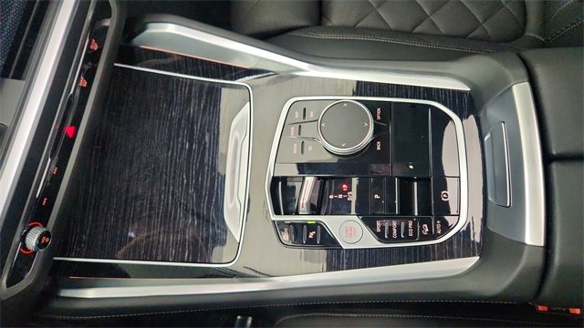 Used 2024 BMW X6 xDrive40i w/ Premium Package image 55