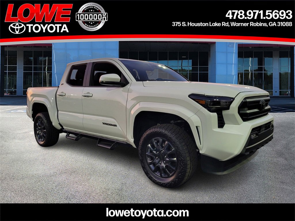 New 2025 Toyota Tacoma SR5