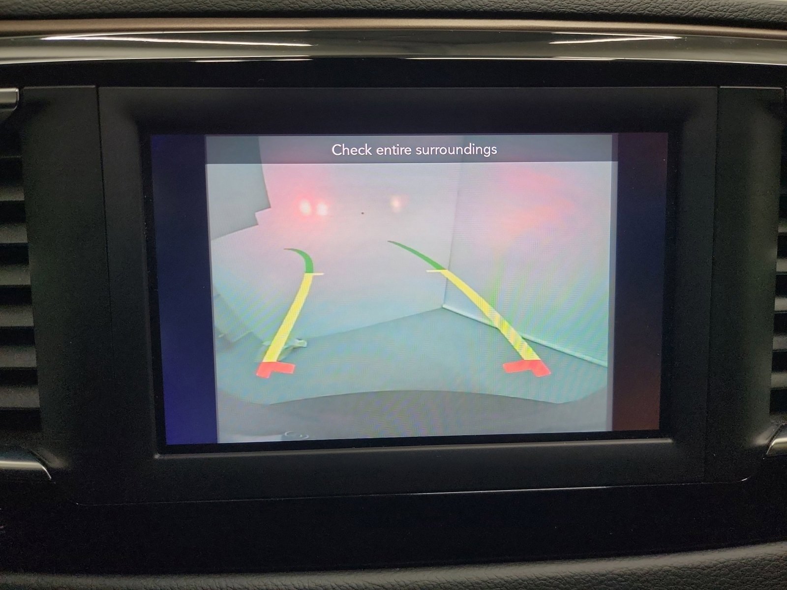 Used 2018 Chrysler Pacifica Touring Plus image 23