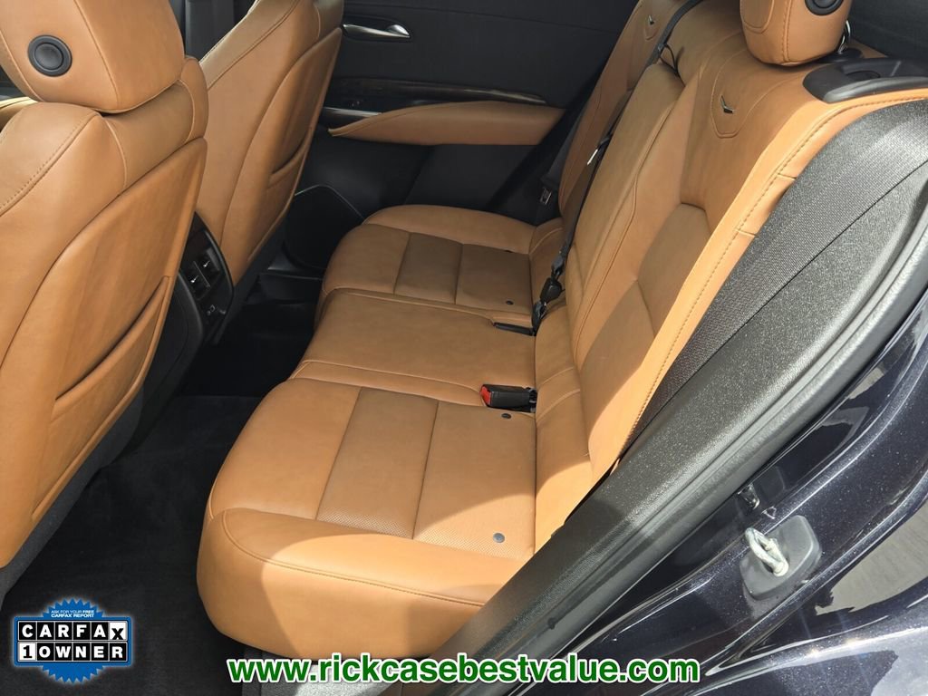 Used 2023 Cadillac XT4 Premium Luxury image 12
