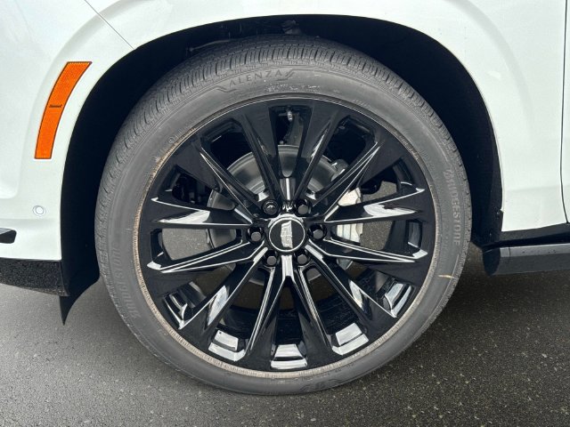 New 2026 Cadillac Escalade Platinum Sport w/ LPO, ONYX Package AWD/4WD image 10