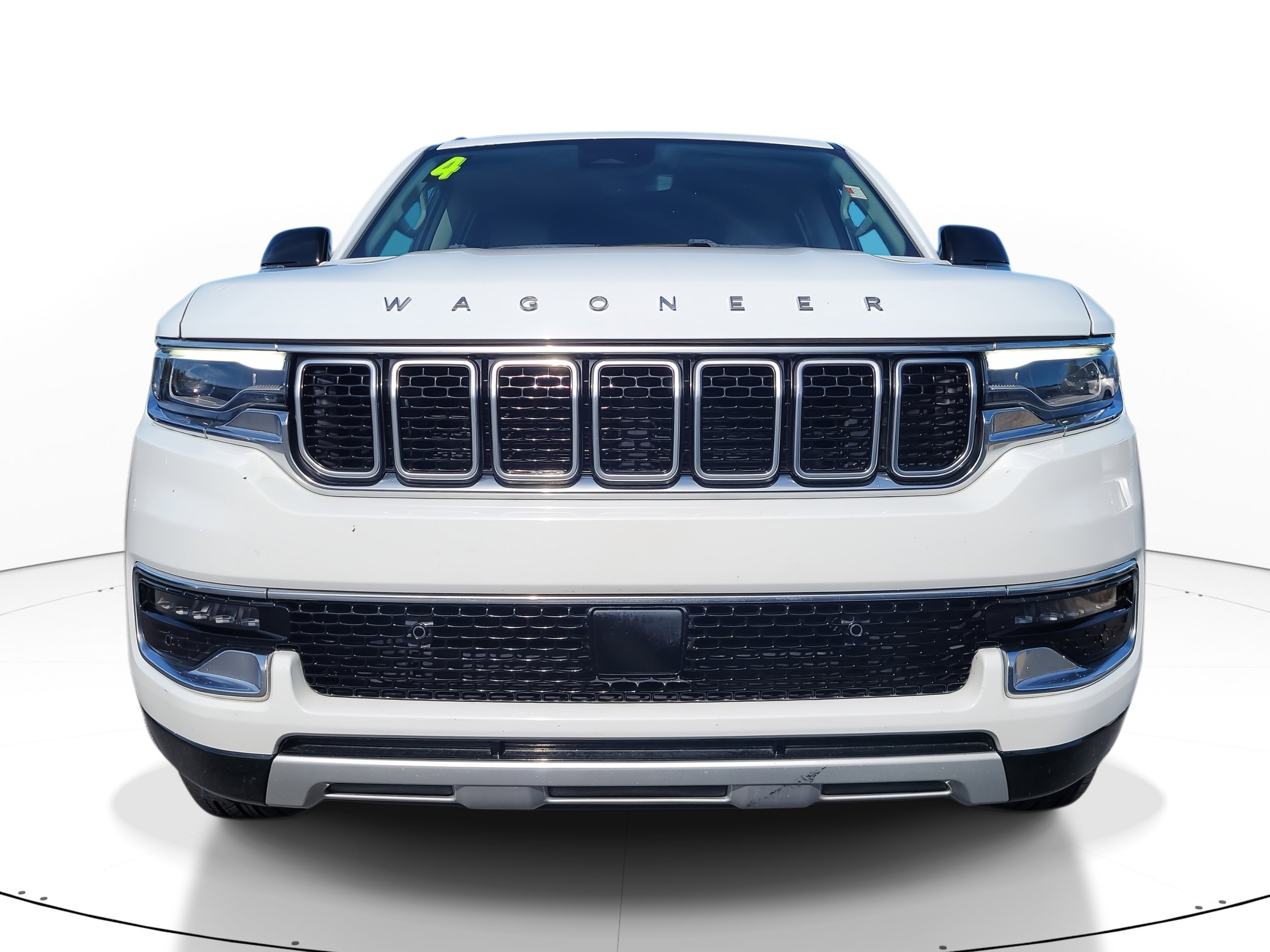 Used 2024 Jeep Wagoneer L Series II w/ Flexible Seating Group image 2