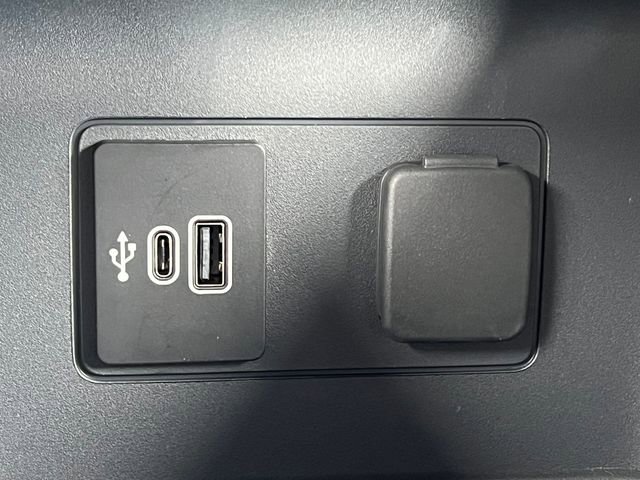 New 2026 Ford Explorer ST-Line image 31