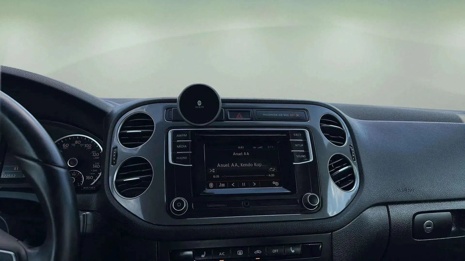 Used 2016 Volkswagen Tiguan S image 34