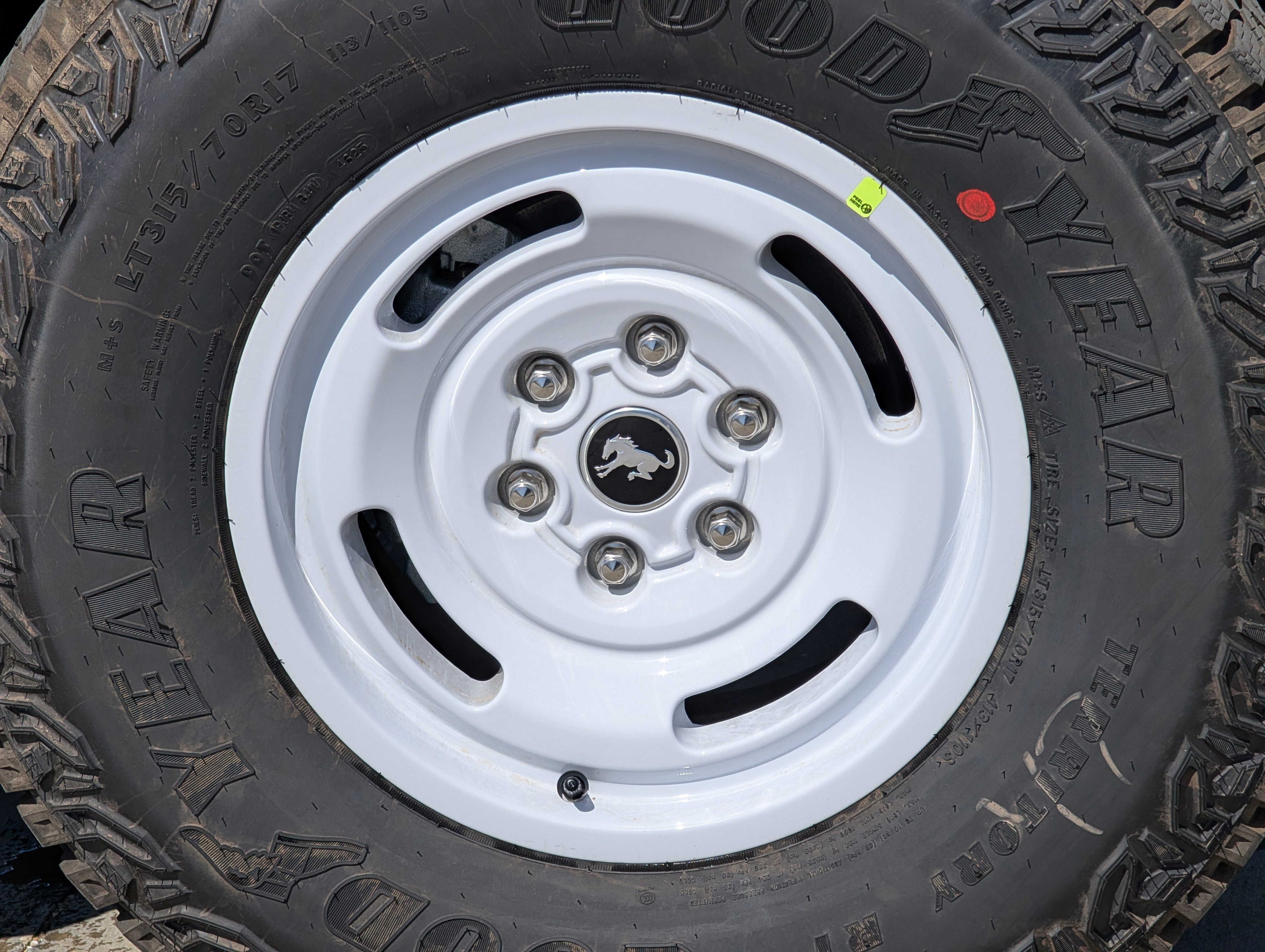 New 2026 Ford Bronco Heritage Edition image 8