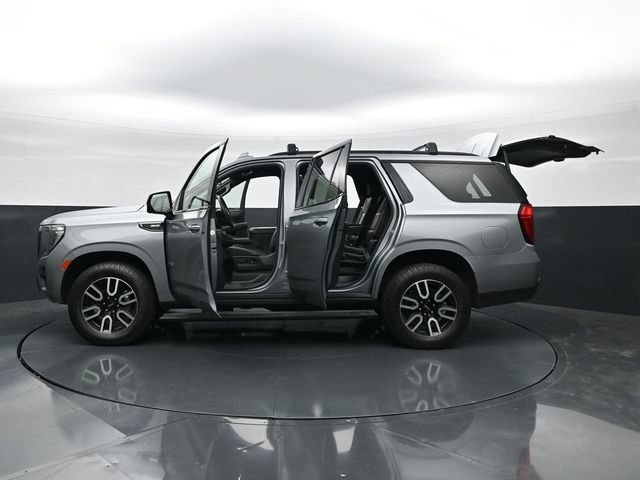 Used 2023 GMC Yukon AT4 w/ Technology Package AWD/4WD image 61
