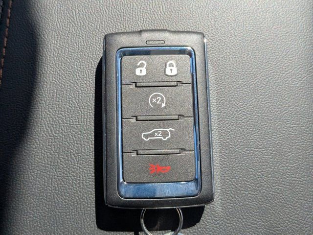 New 2026 Jeep Cherokee Overland AWD/4WD image 31