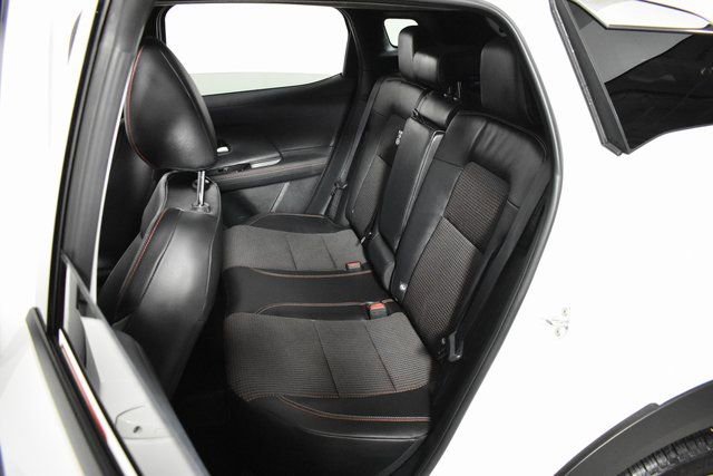 Certified 2025 Nissan Kicks SR image 25