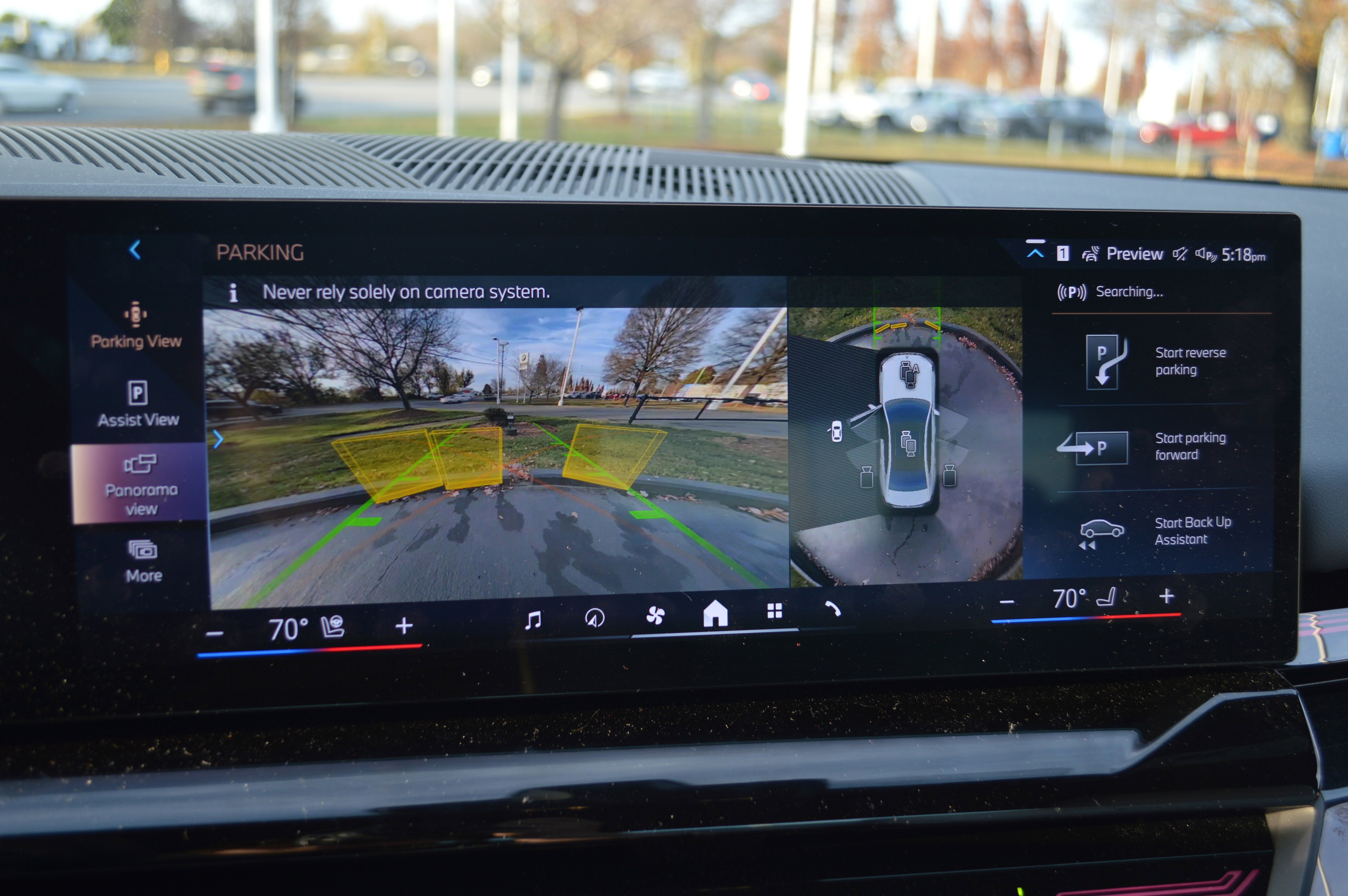 Used 2025 BMW 530i xDrive w/ Premium Package image 18