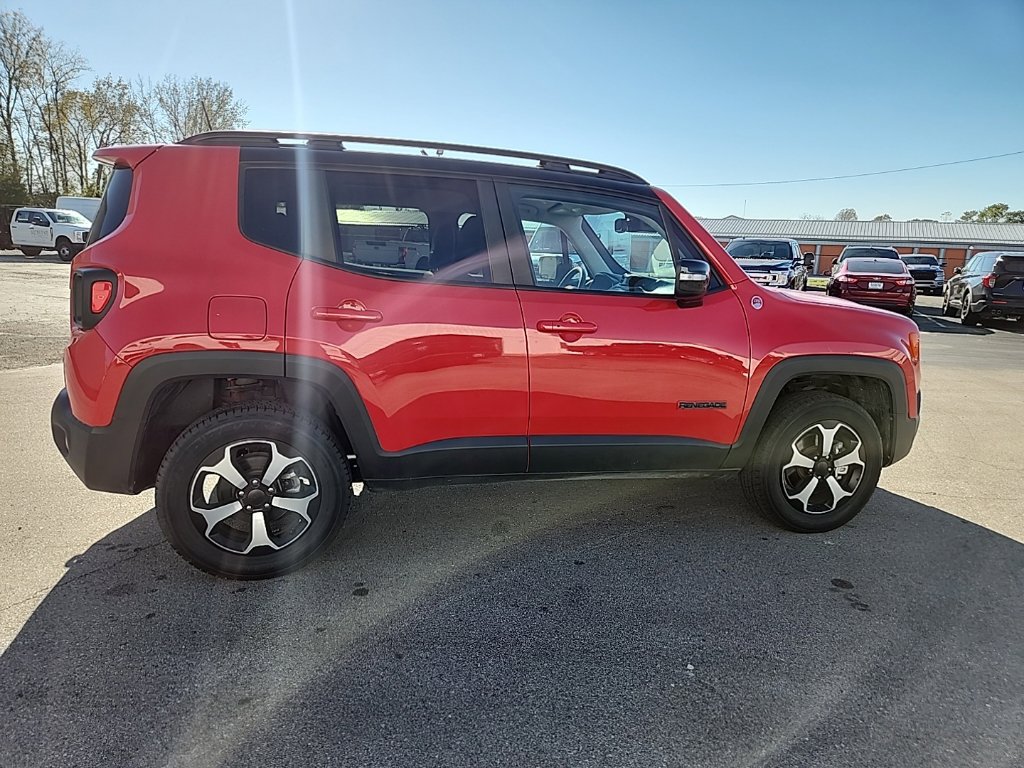 Used 2022 Jeep Renegade Trailhawk AWD/4WD image 4