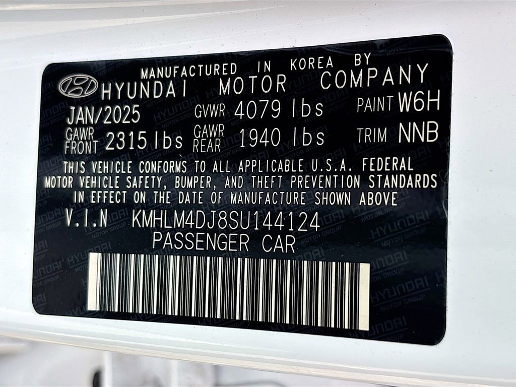 New 2025 Hyundai Elantra SEL image 31