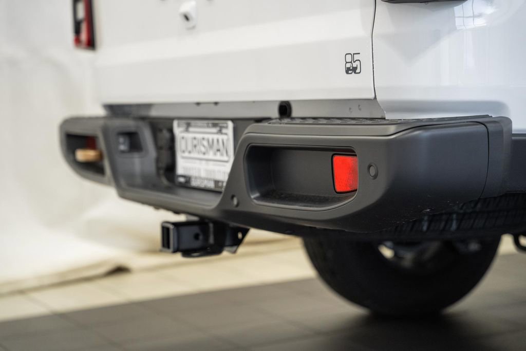 New 2026 Jeep Gladiator Overland AWD/4WD image 6
