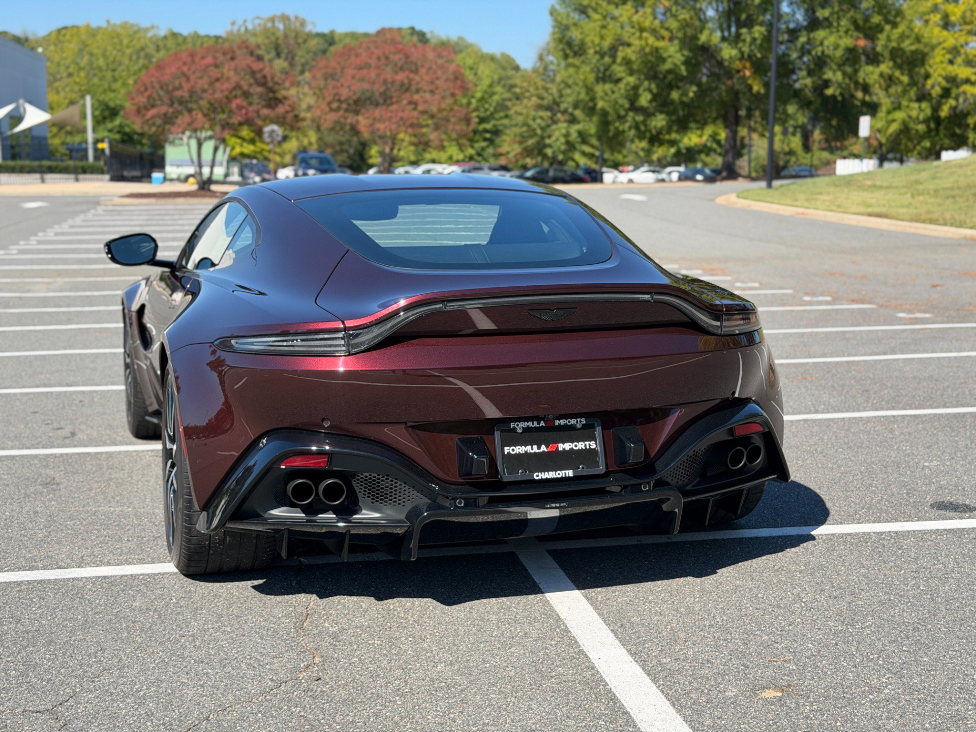 Used 2020 Aston Martin V8 Vantage Coupe RWD image 9