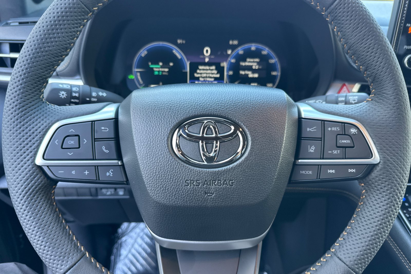Certified 2026 Toyota Sienna XLE Woodland Edition AWD/4WD image 31