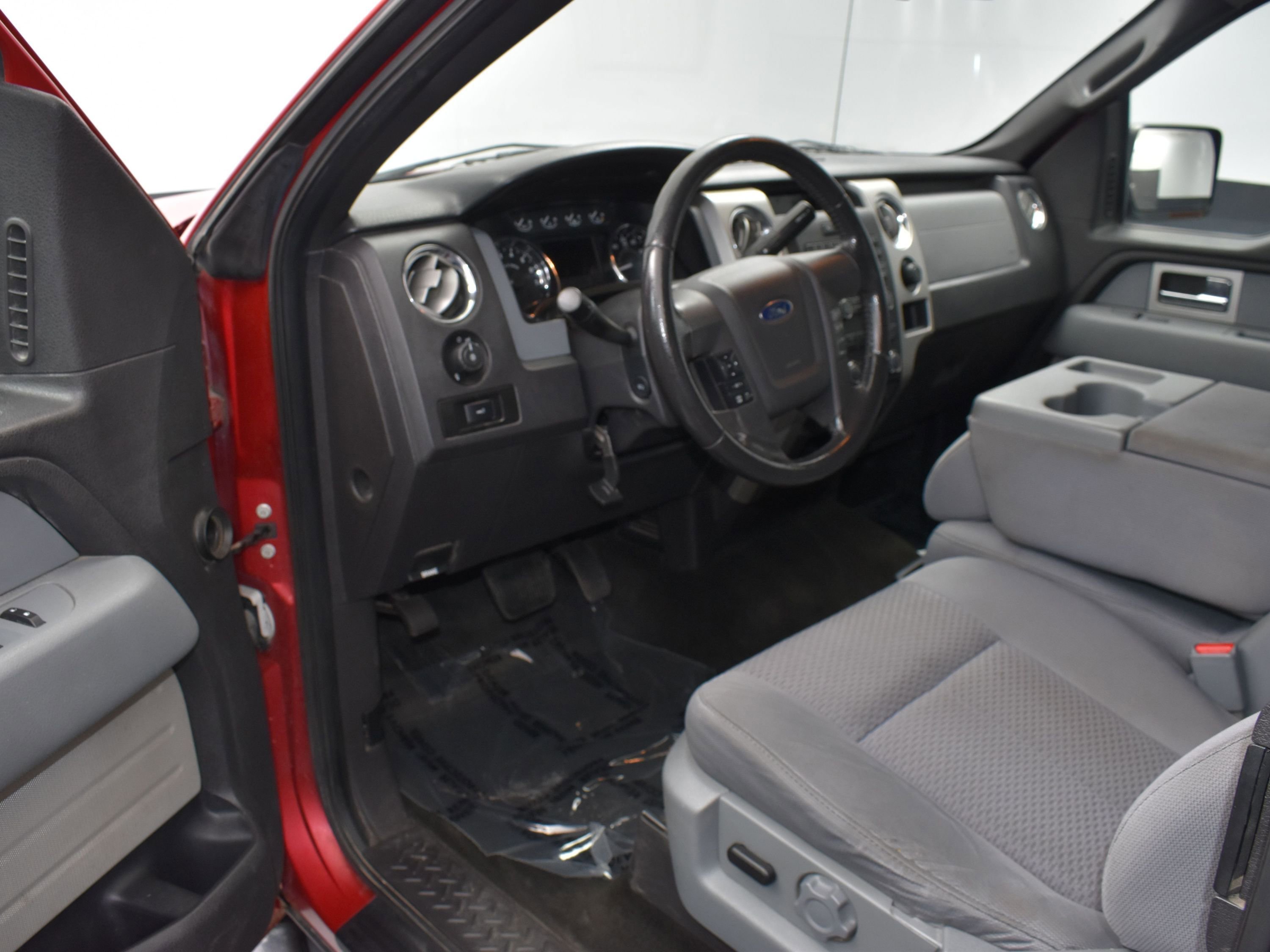 Used 2011 Ford F150 XLT w/ XTR Pkg image 12