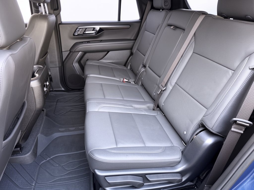 Used 2025 Chevrolet Tahoe LT RWD image 25